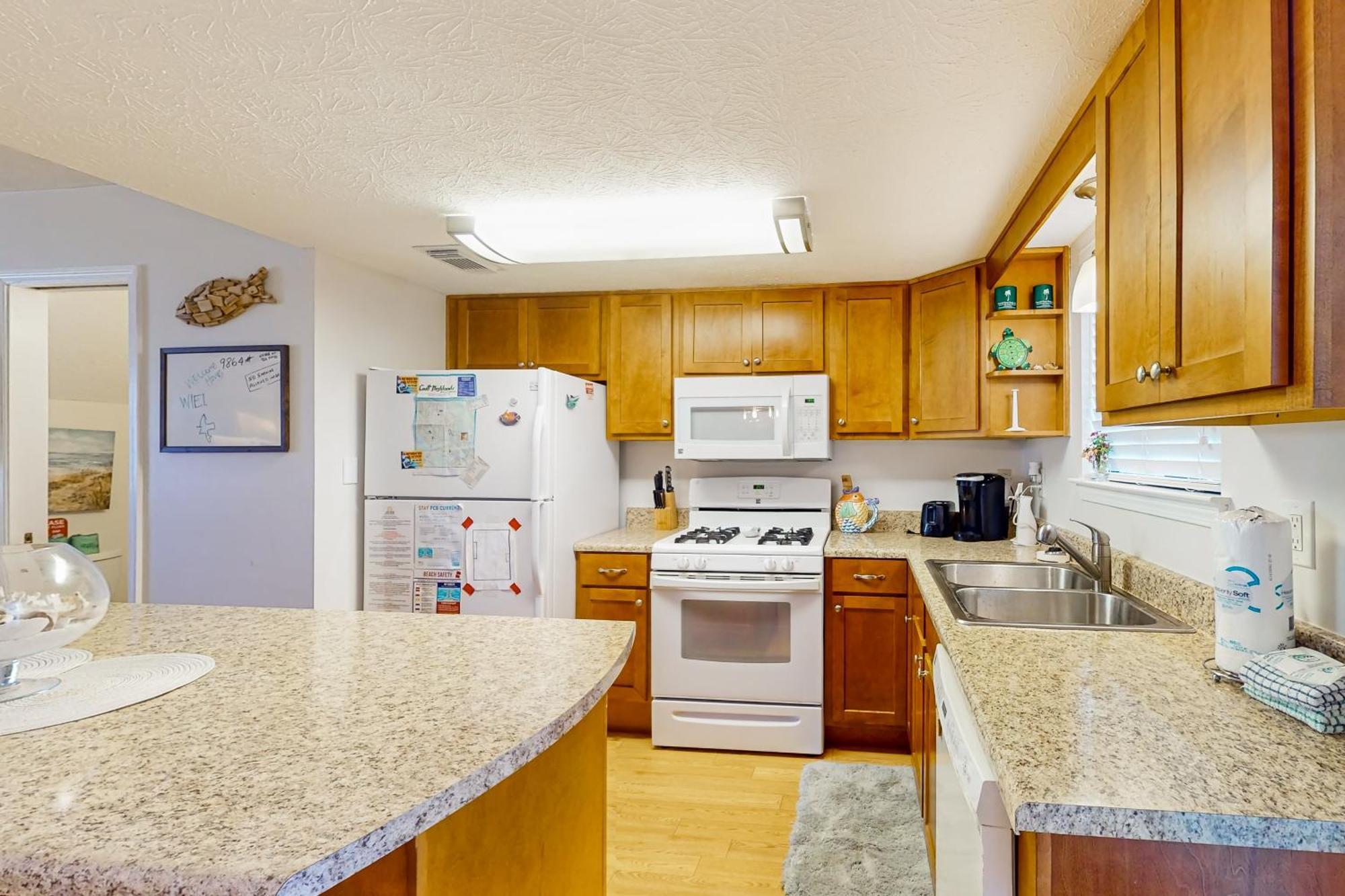 Gulf Highlands - White Sandy Getaway * Panama City Beach